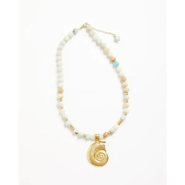 Gardenia Choker Necklace