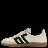 Ghost Beige/Black Sneaker