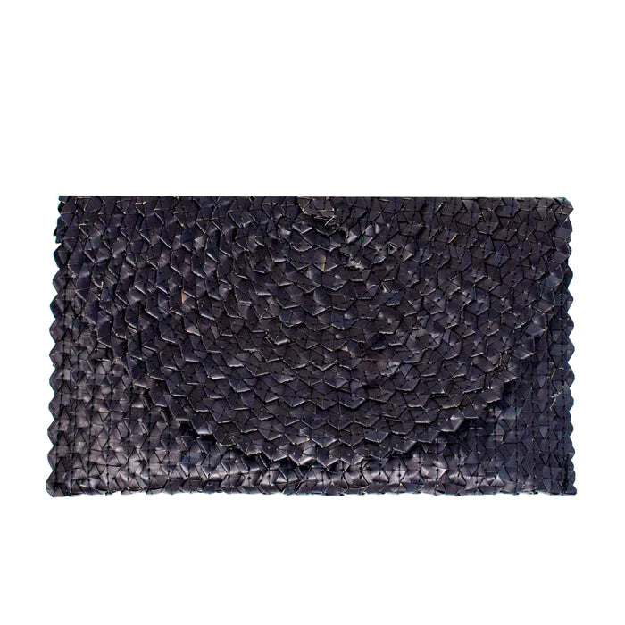 Lizzie Straw Grass Clutch