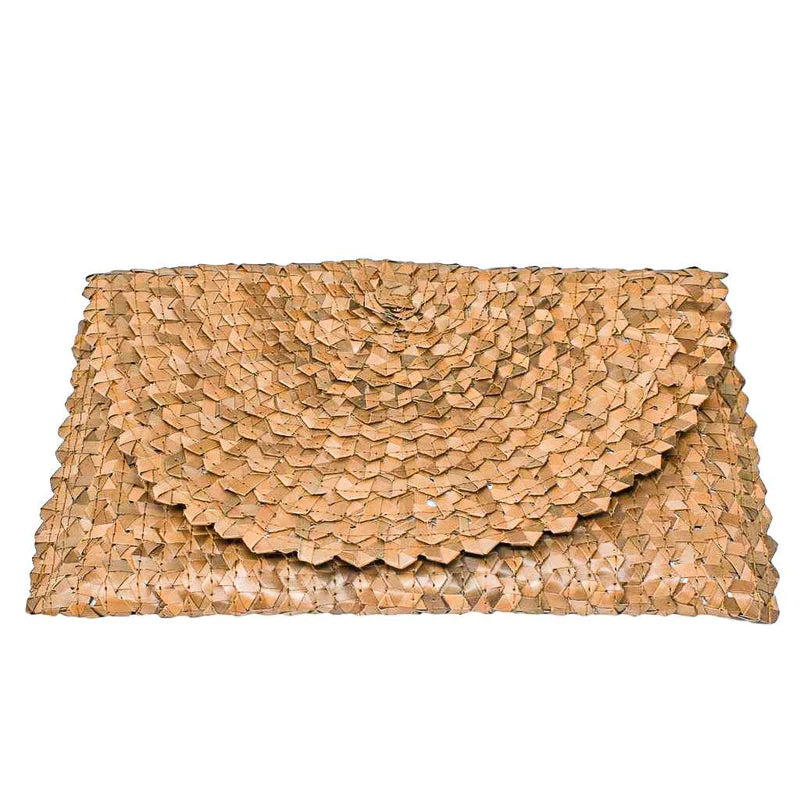 Lizzie Straw Grass Clutch