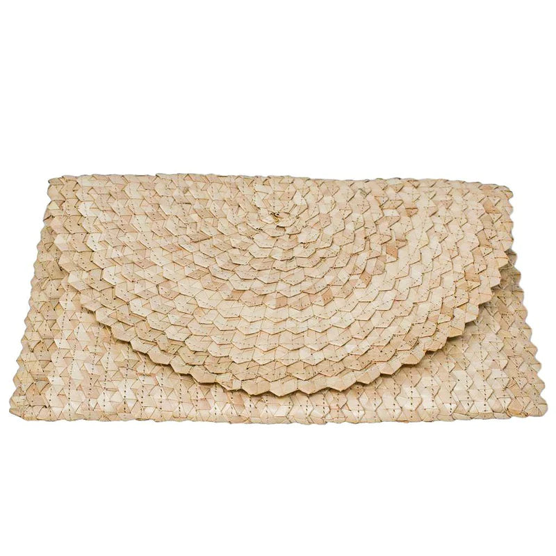 Lizzie Straw Grass Clutch
