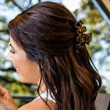 Medium Hair Clip- Tortoise