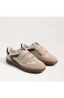 Talia Sneaker