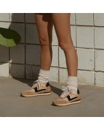 B.NTCD Sneaker